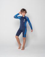 ⁦بدلة سباحة كم شورت للأطفال -باللون الكحلي مع نقشة الحجر الأزرق⁩ - الصورة ⁦3⁩