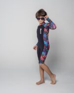 بدلة سباحة كم شورت للأطفال -باللون الأسود مع نقشة الضفيرة - الصورة 5