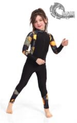 ⁦بدلة السباحة كاملة للأطفال -باللون الأسود مع نقشة الحجر الأصفر⁩ - الصورة ⁦5⁩